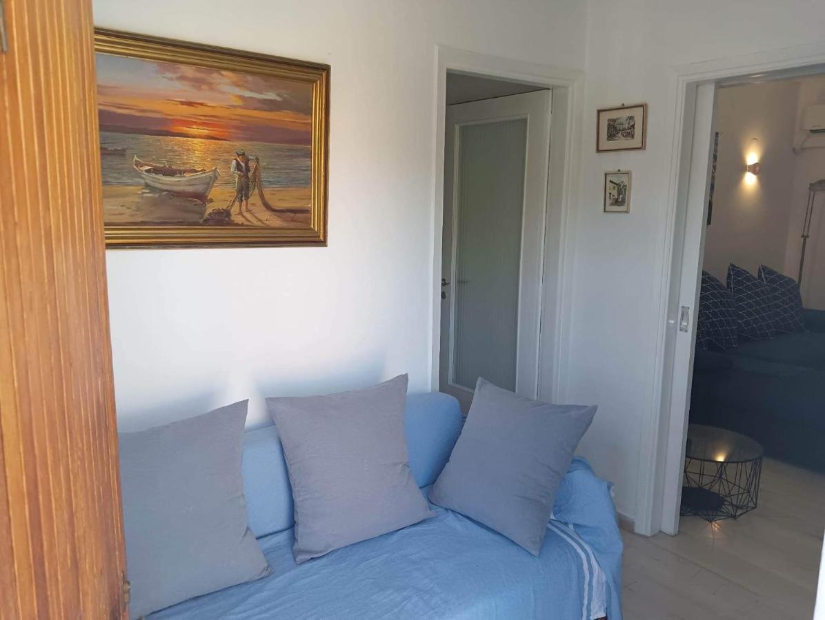 Apartment With Sea View Oropos Exterior photo